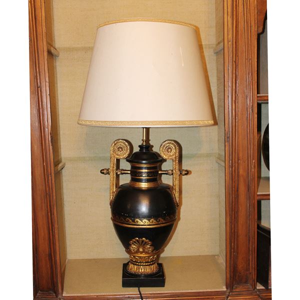 Lampada da tavolo in gesso