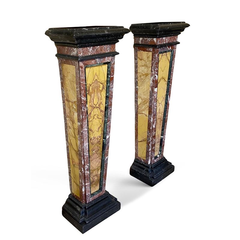 Coppia di erme in marmi policromi  (Italia, XX Sec.)  - Asta DIPINTI ANTICHI e ANTIQUARIATO - San Luca Casa d'Aste