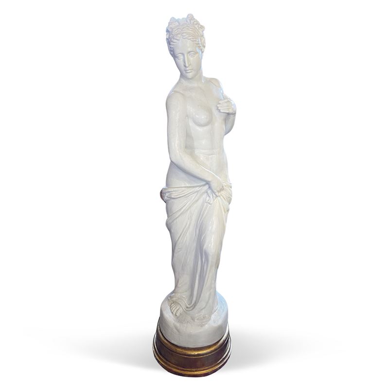 Scultura in terracotta smaltata