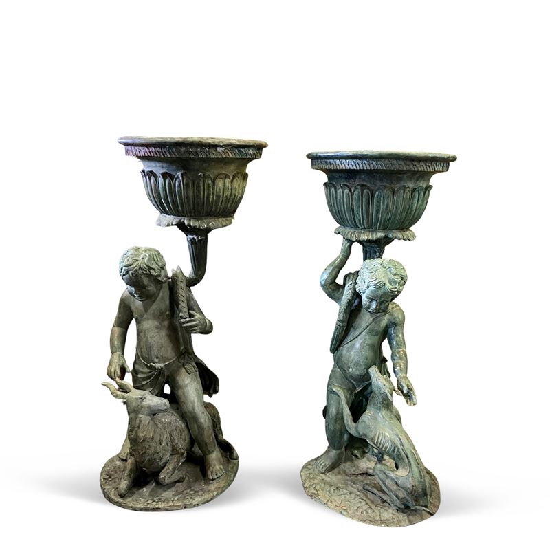 Coppia di sculture in bronzo