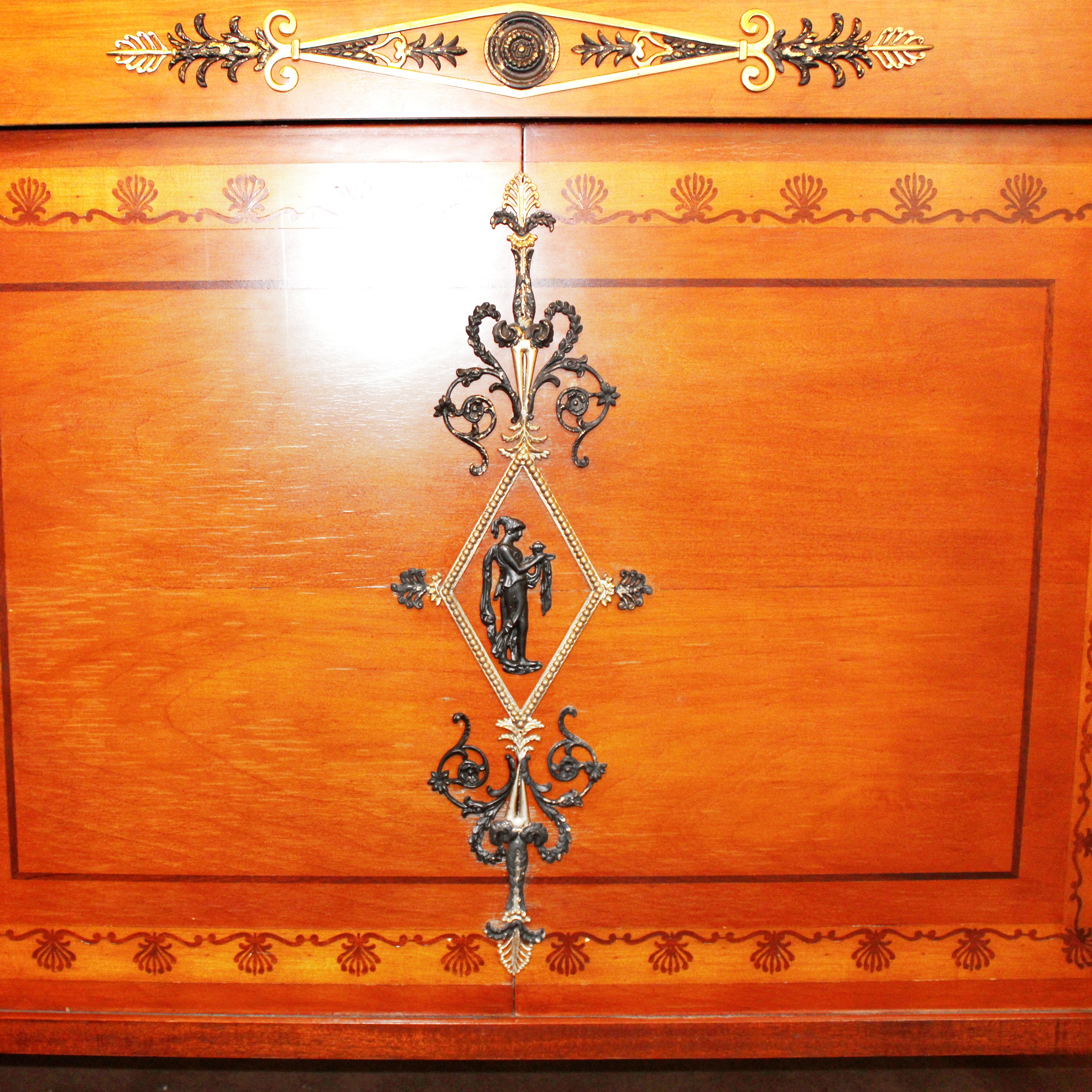 ♦ Credenza Stile Impero in Ciliegio
