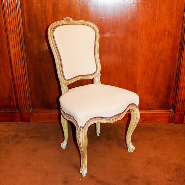 ♦ Sedia in legno laccato
