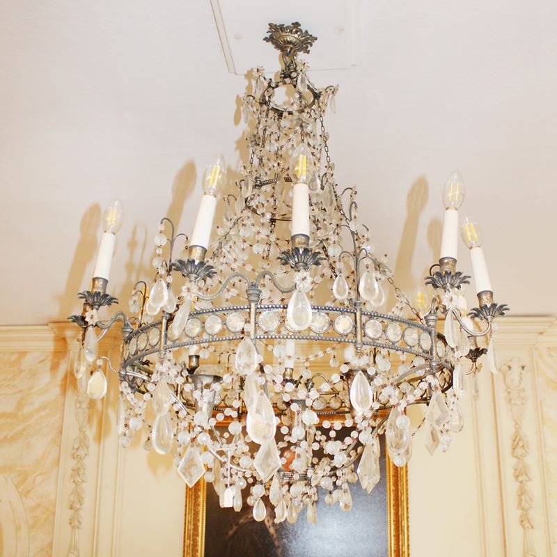 Lampadario a quindici luci in bronzo e vetro  (Italia, XX sec.)  - Asta Gli Arredi di Villa "Le Marchesane" - San Luca Casa d'Aste