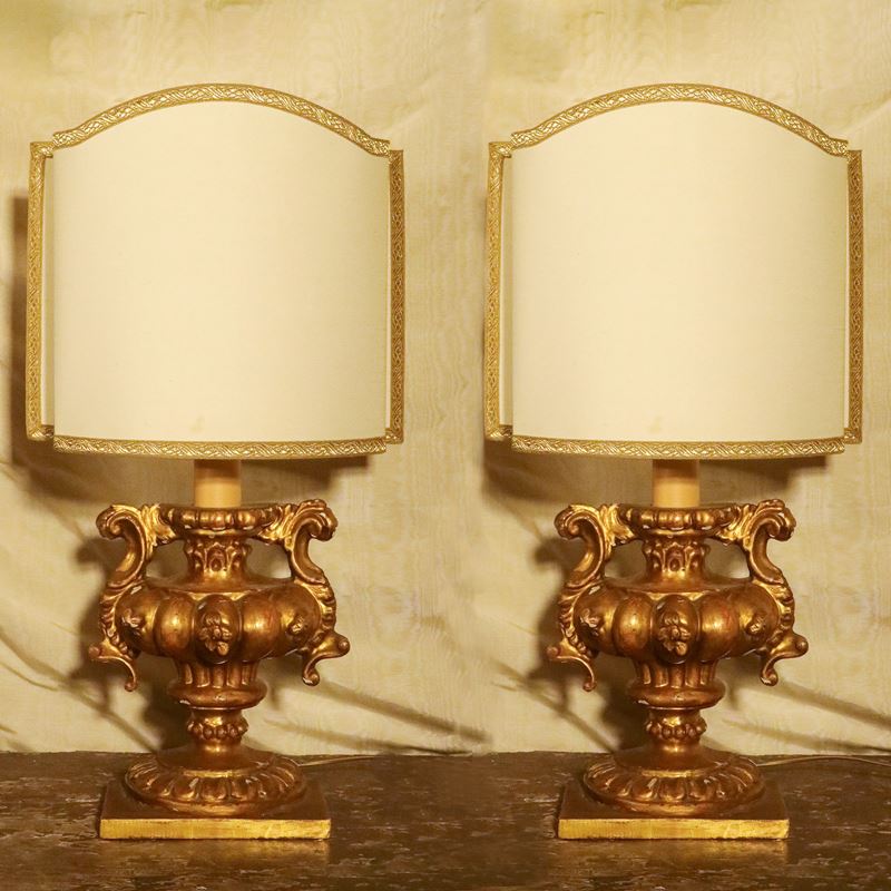 ♦ Coppia di lampade da tavolo  (Italia, XIX-XX sec.)  - Asta Gli Arredi di Villa "Le Marchesane" - San Luca Casa d'Aste
