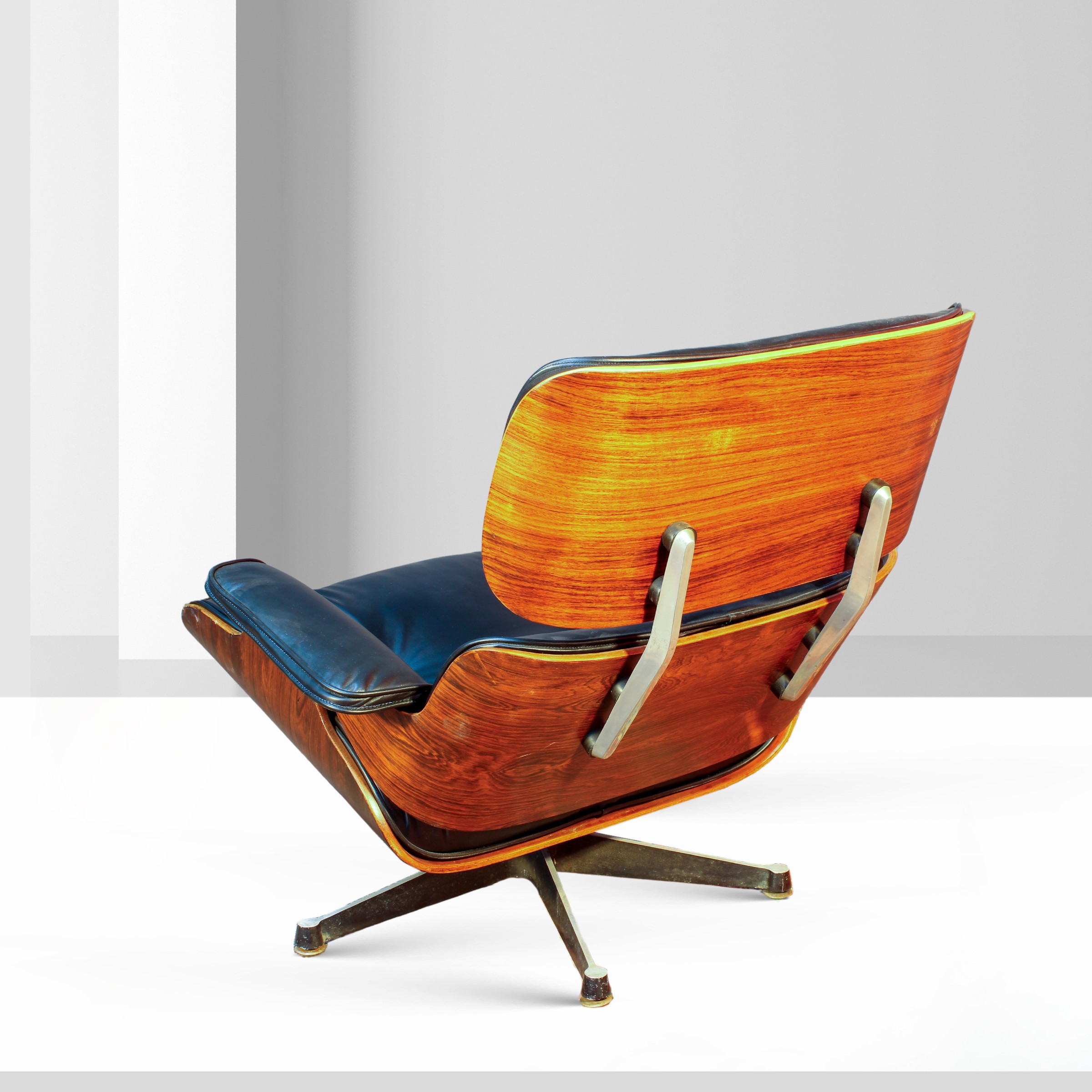 Charles & Ray Eames prod. Herman Miller