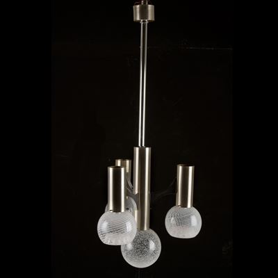 Manifattura italiana, Lampadario a quattro luci in acciaio satinato e sfere in vetro