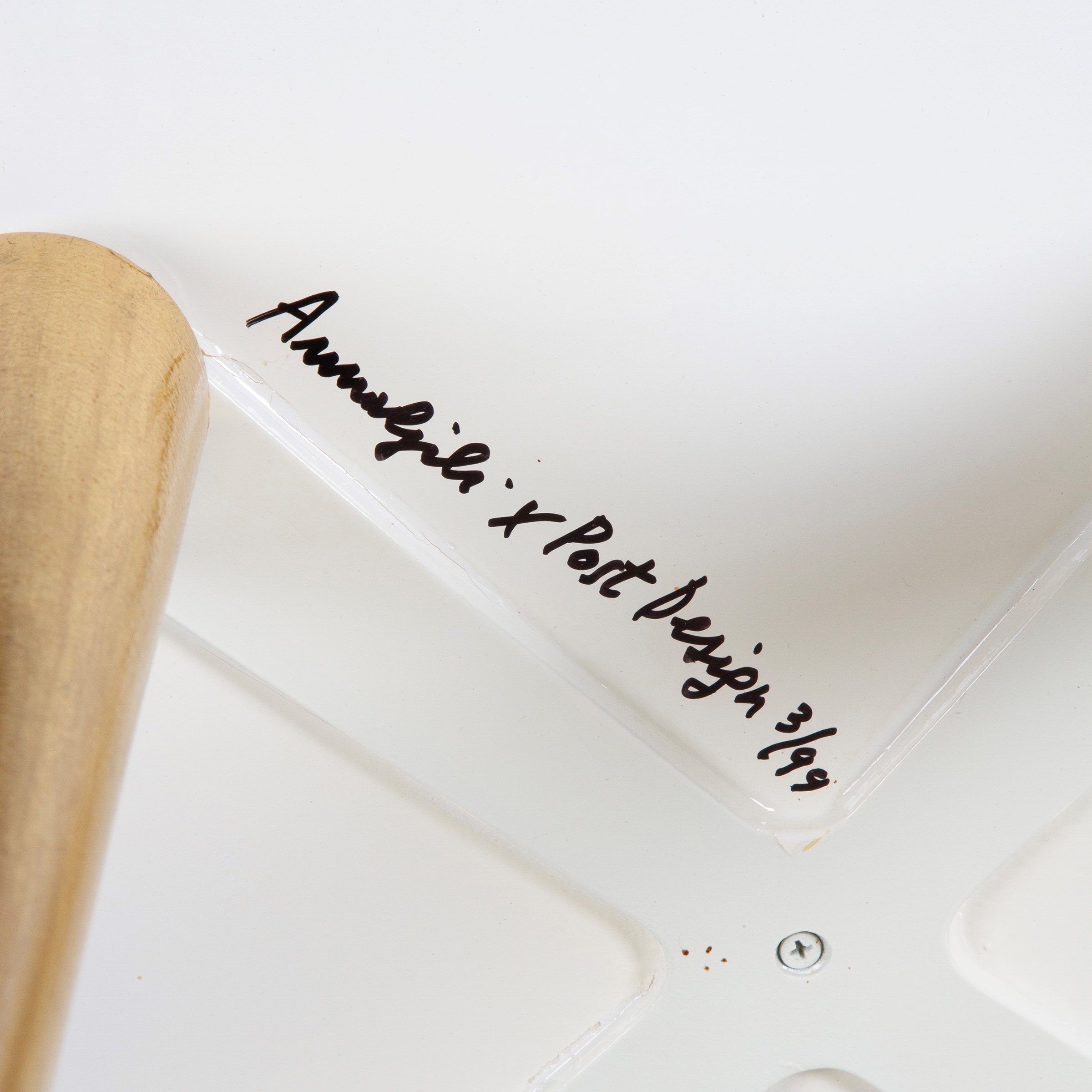 Anna Gili, Sedie mod. “Cavallo” e “Serpente” (produzione Post Design), legno laccato con gambe do...