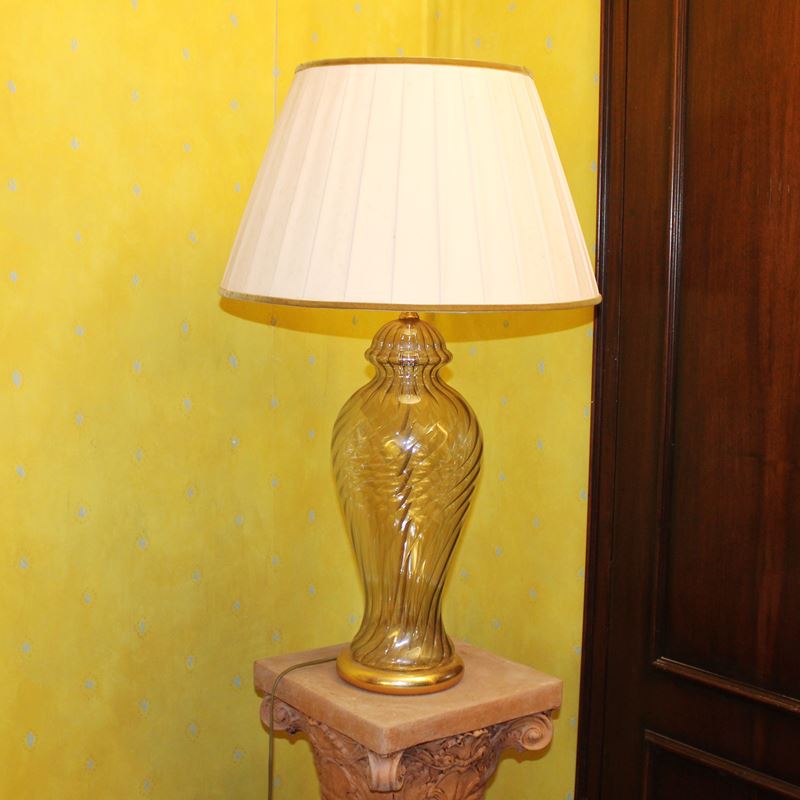 Lampada da tavolo in vetro  (Italia, XX sec.)  - Asta Gli Arredi di Villa "Le Marchesane" - San Luca Casa d'Aste