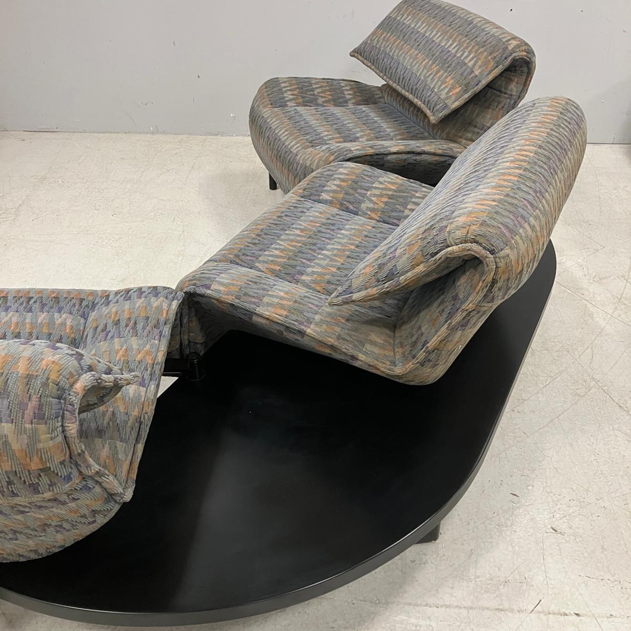 Vico Magistretti Prod. Cassina