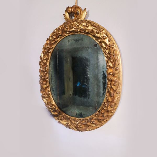 ♦ Specchiera in legno dorato