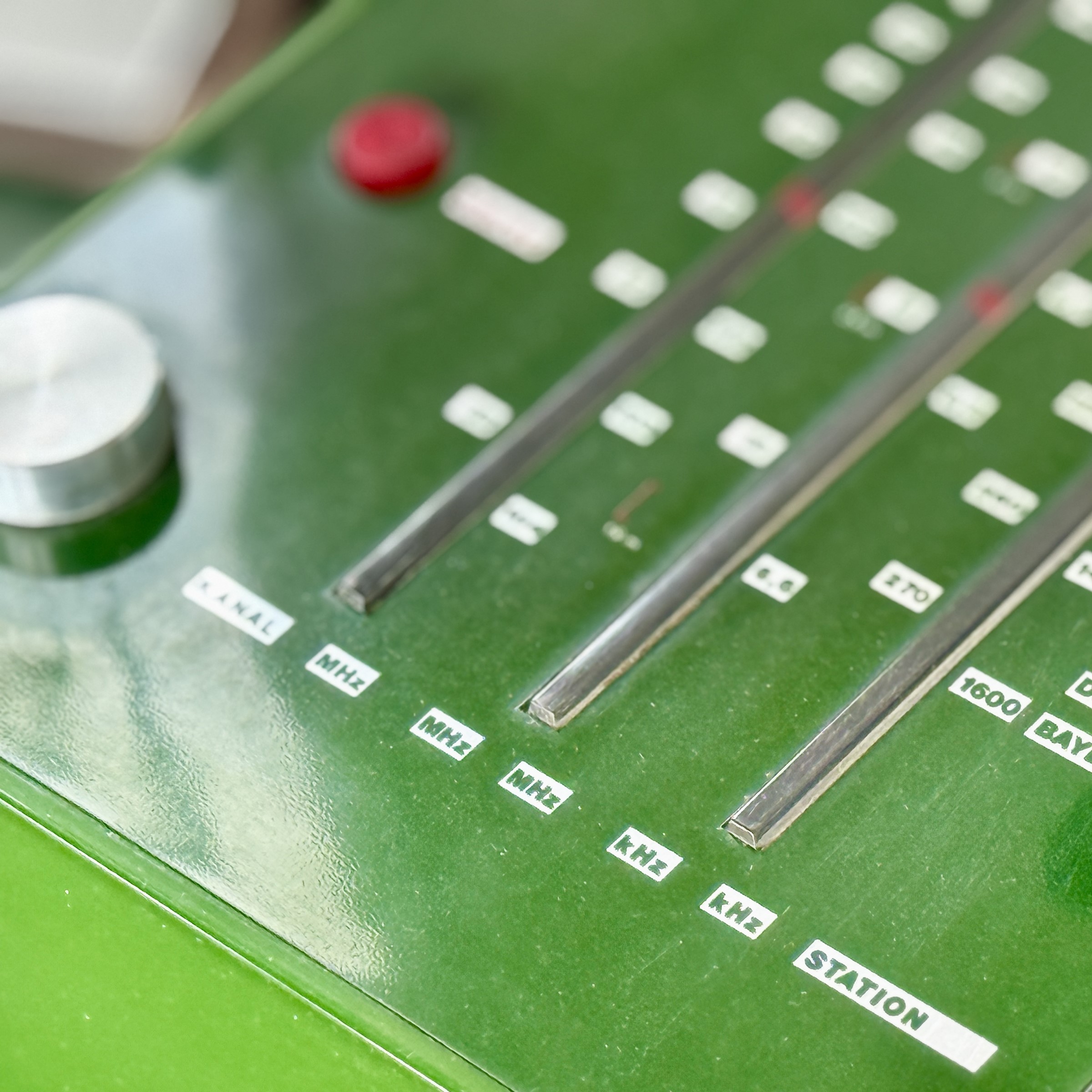 Telefunken, Sistema stereo mod. "2080" in stile Space Age, Germania anni '70