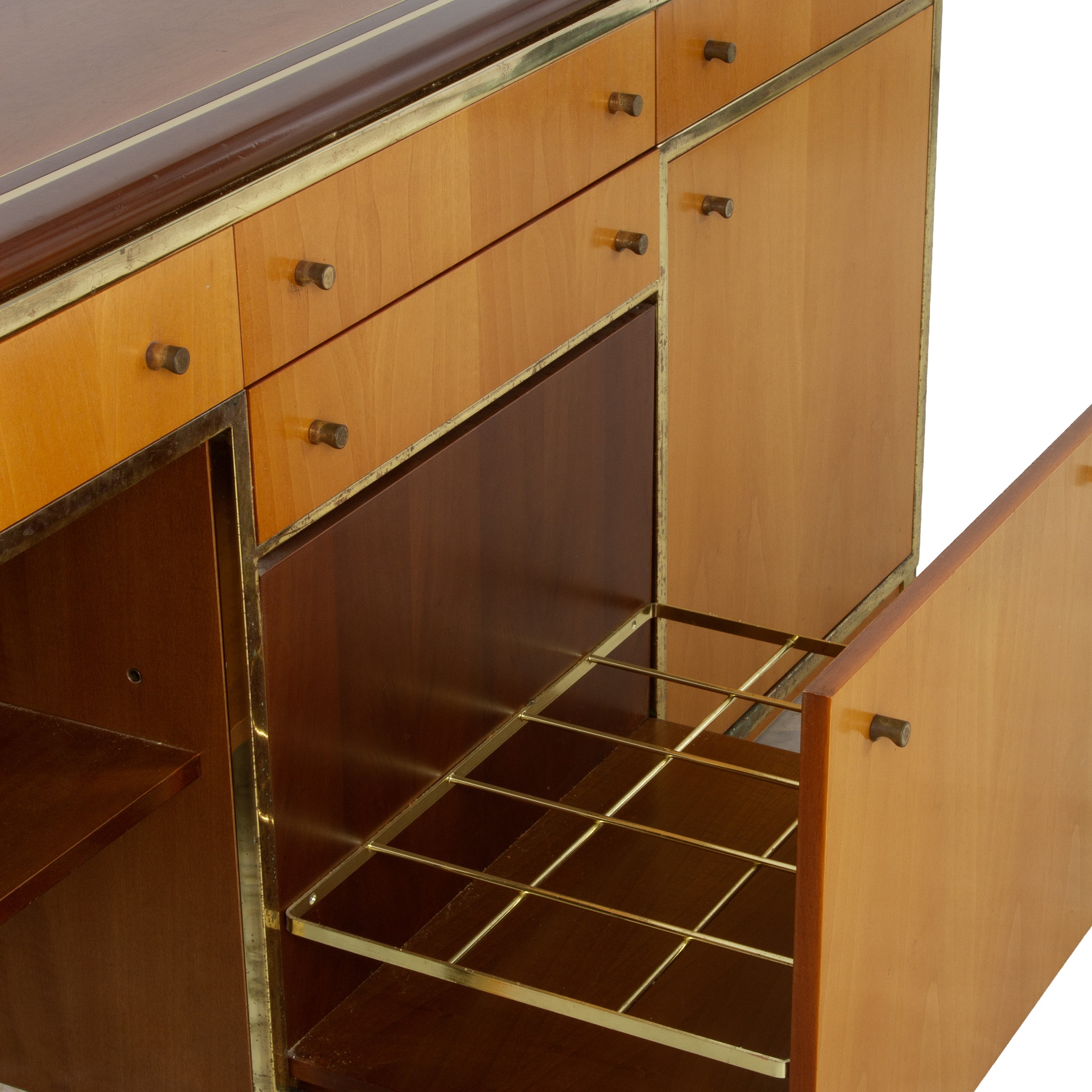 Attribuito a Romeo Rega, Credenza in legno e ottone a tre sportelli e quattro cassetti