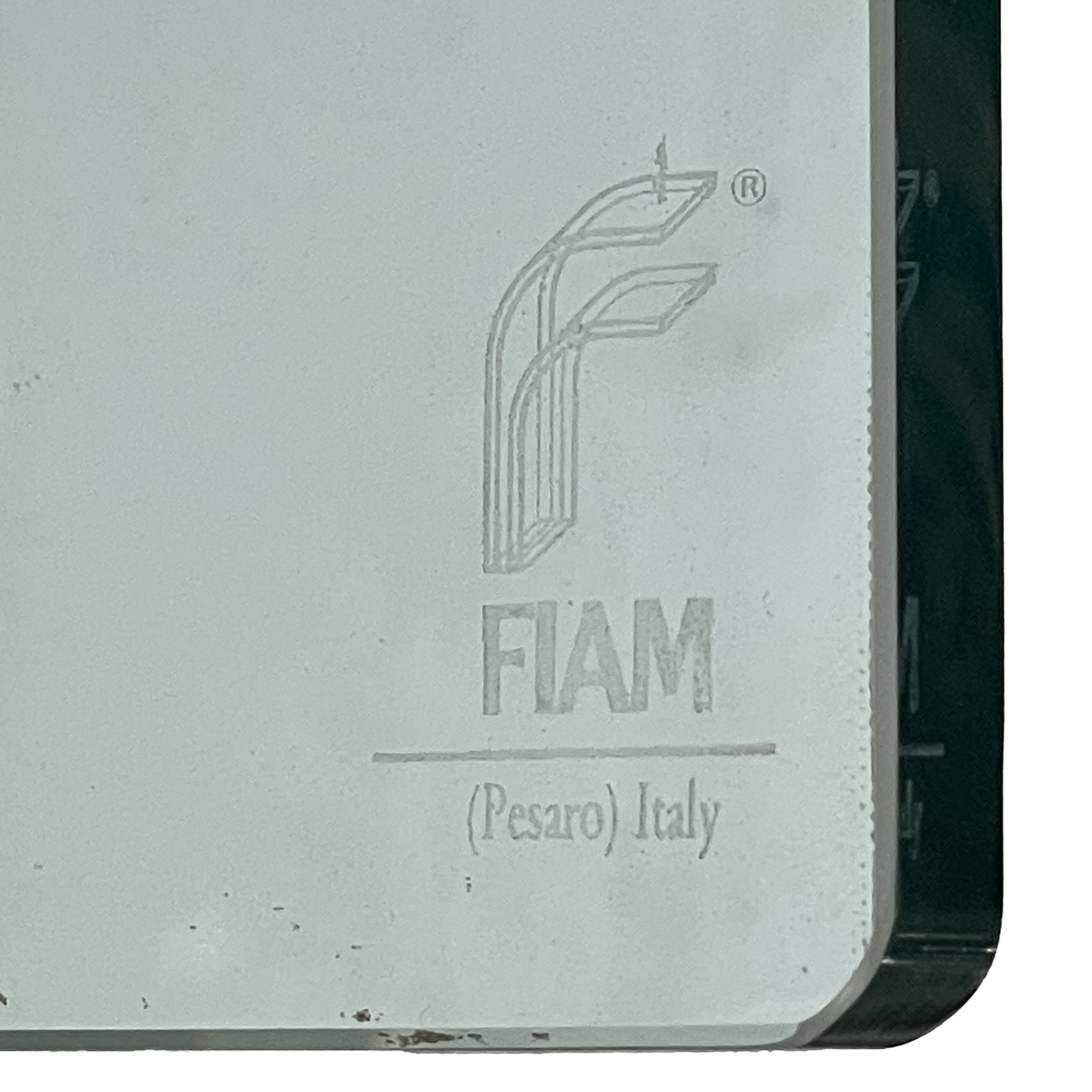 Pesaro, anni ’70, FIAM — consolle in cristallo temperato