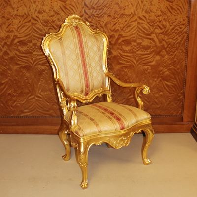 ♦ Poltrona in Legno Dorato