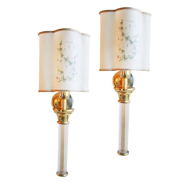 Coppia di appliques in bronzo dorato e vetro
