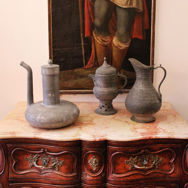 Tre oggetti in metallo  (XIX-XX sec.)  - Asta Gli Arredi di Villa "Le Marchesane" - San Luca Casa d'Aste