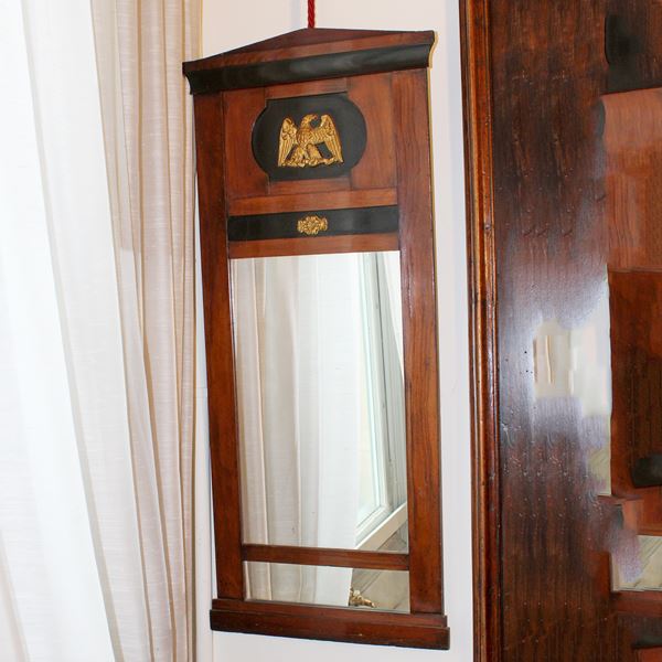 Specchiera in legno laccato