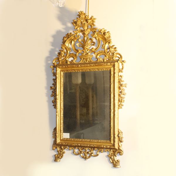 ♦ Specchiera in legno dorato