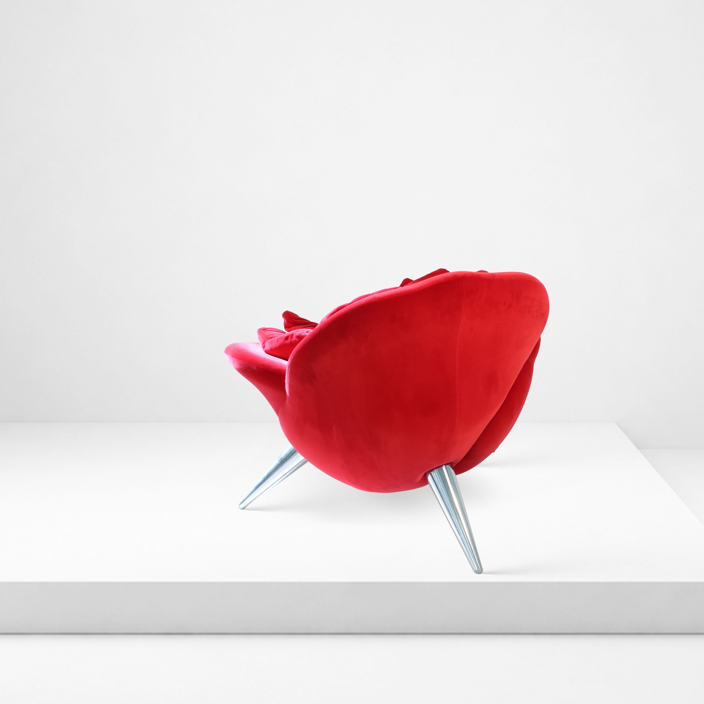 Manasori Umeda, Rose Chair, sedia in alluminio e velluto