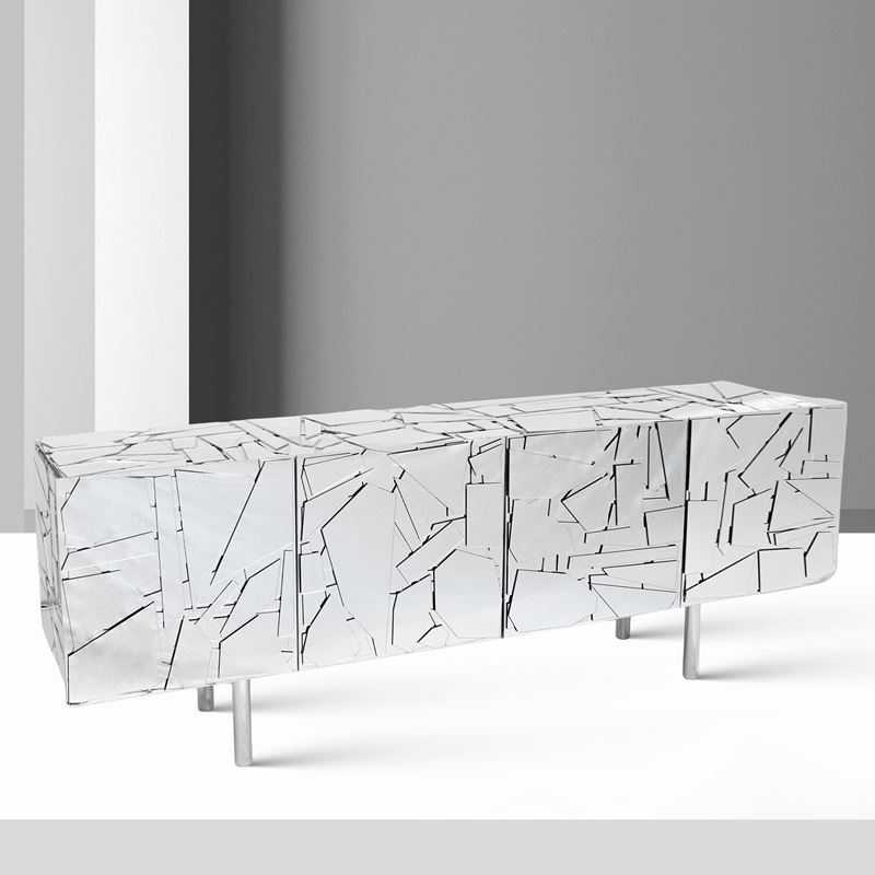 Fernando e Humberto Campana, Sideboard “Scrigno” in legno rivestito di metacrilato specchiato
