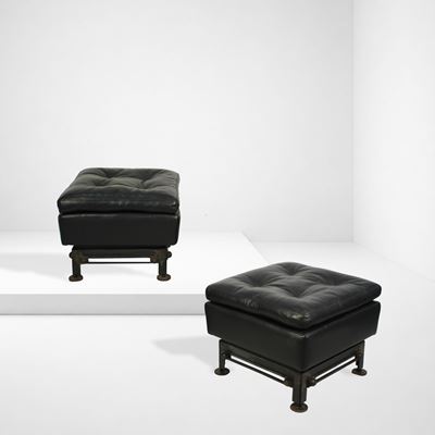 Roberto Fallani, Coppia di pouf con struttura in ferro e rivestimento in cuoio (attrib.)