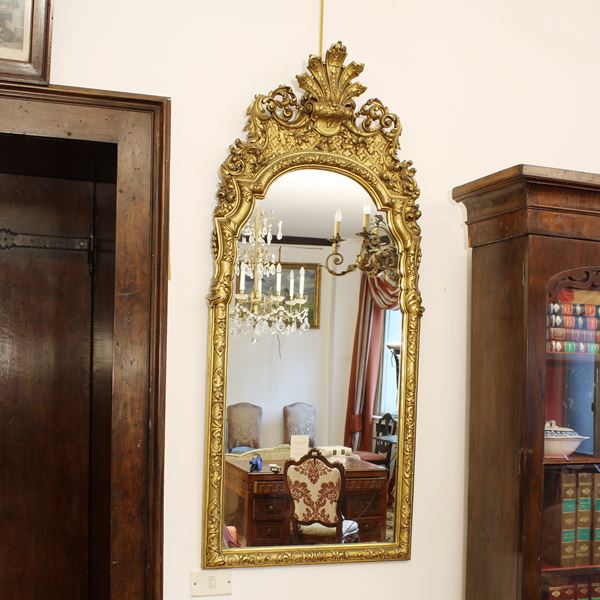♦ Specchiera in legno dorato