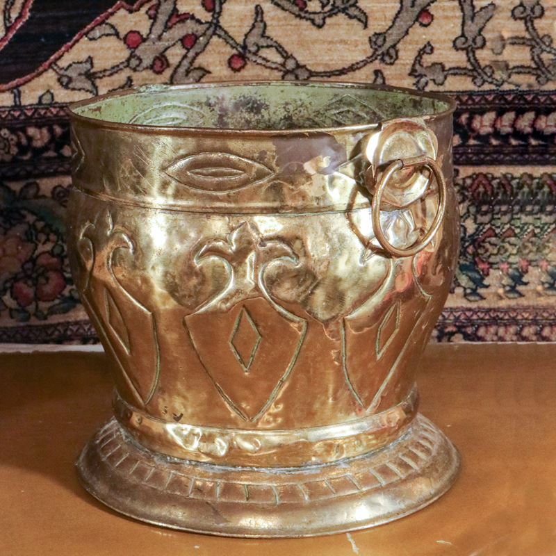 Cachepot in metallo  (Italia, XIX-XX sec.)  - Asta Gli Arredi di Villa "Le Marchesane" - San Luca Casa d'Aste