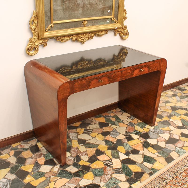 Scrivania in stile decò  (Francia, XX sec.)  - Asta Gli Arredi di Villa "Le Marchesane" - San Luca Casa d'Aste