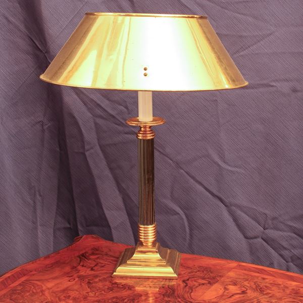 Lampada da tavolo in bronzo brunito e dorato