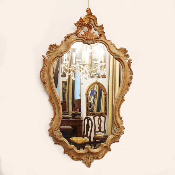 ♦ Specchiera in legno laccato