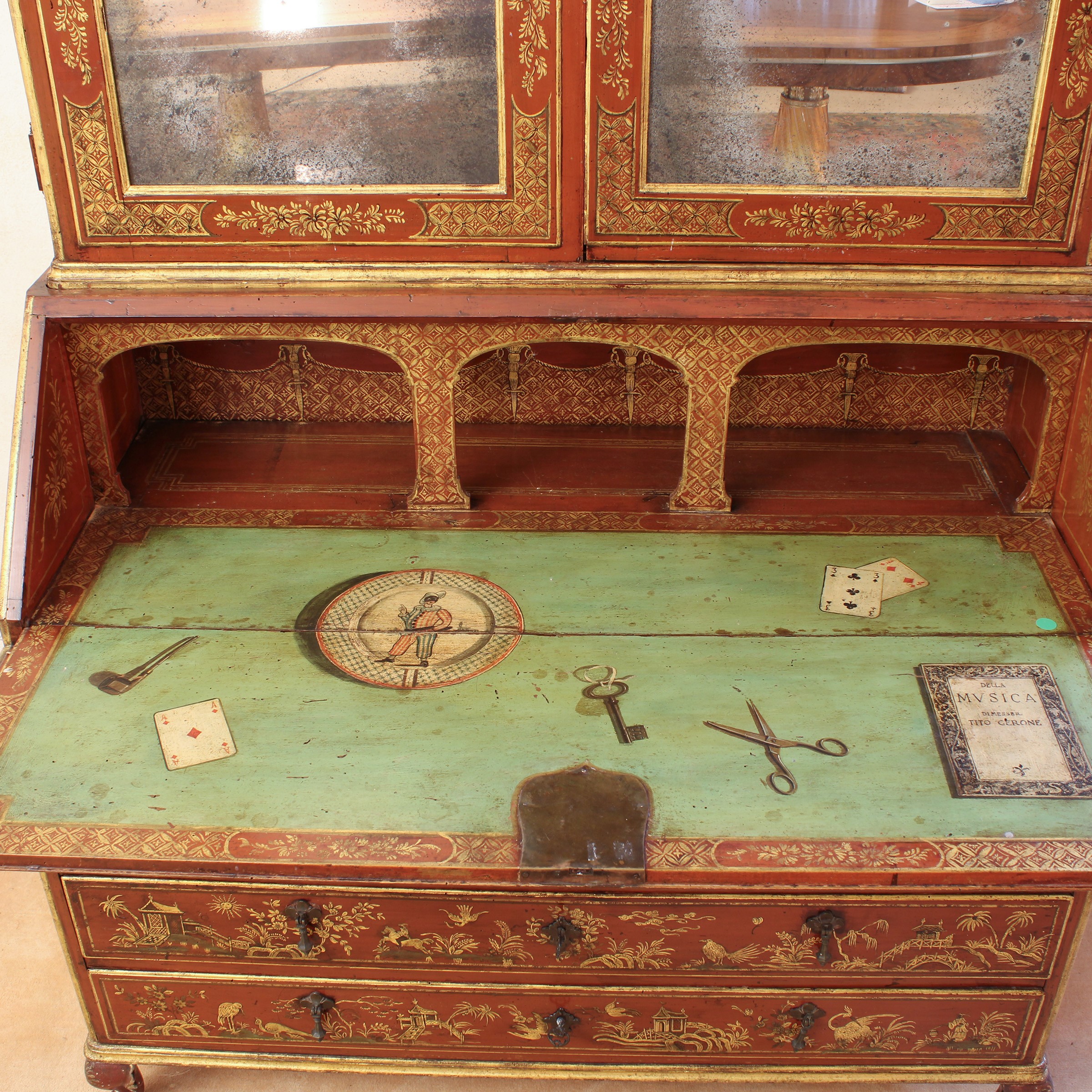 Trumeau in Legno Laccato e Dorato