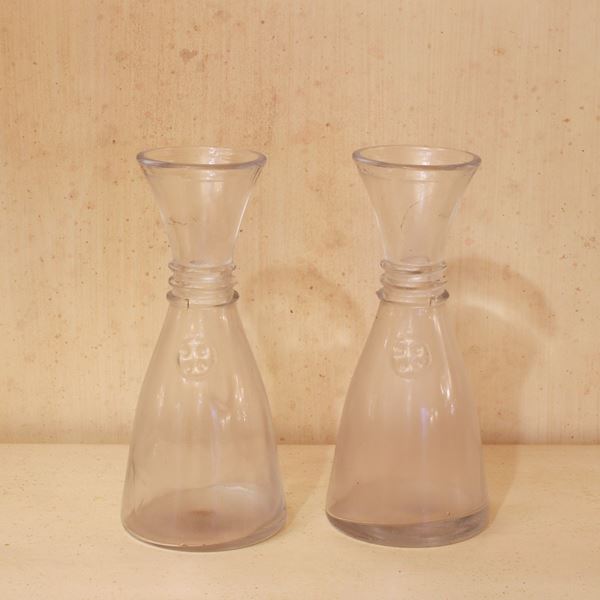 Coppia di caraffe da vino in vetro