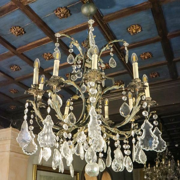 Lampadario a dieci luci